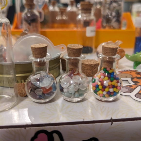 Mini Glass Potion Bottles Tiny Crystal Charms Add On To Any Bundle $5 Each! - Picture 6 of 15